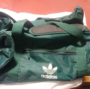 90s Adidas Gym Bag 🔥